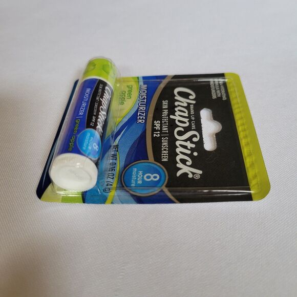 New Chapstick Green Apple Lip Balm Moisturizer Sunscreen SPF Discontinued Sealed - Picture 6 of 7